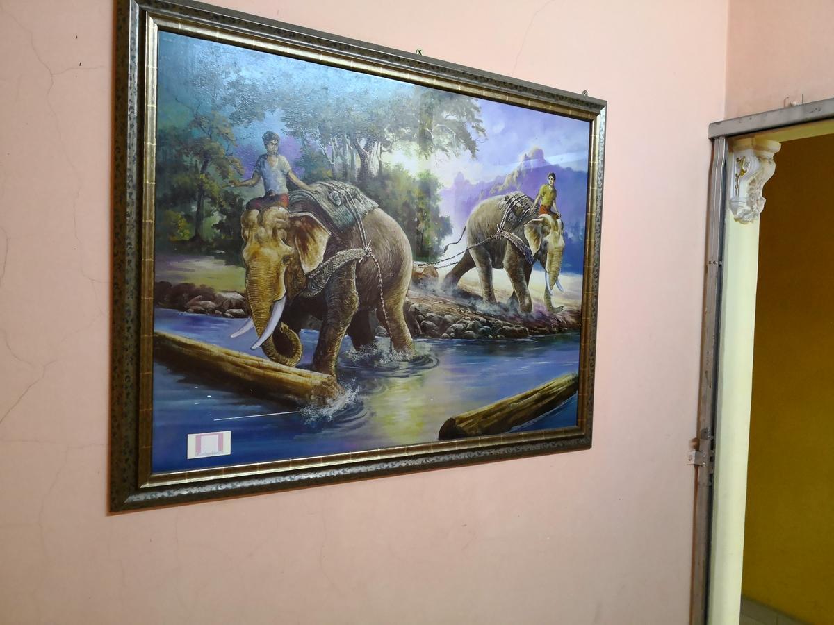 Lucky Budget Hotel @ Nilai Buitenkant foto