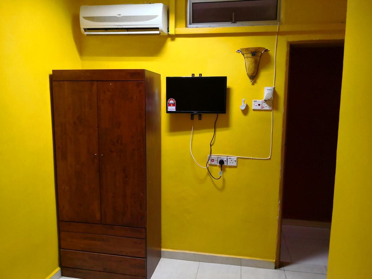 Lucky Budget Hotel @ Nilai Buitenkant foto