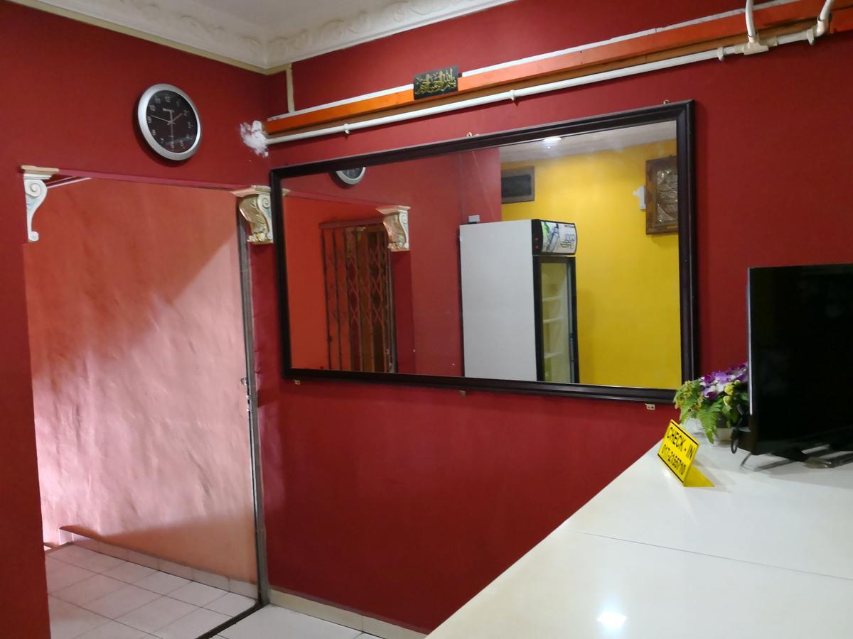 Lucky Budget Hotel @ Nilai Buitenkant foto